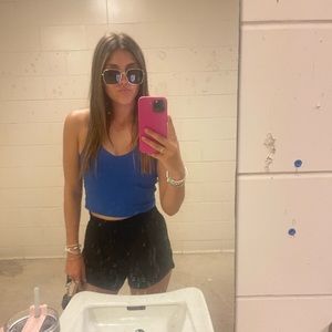 Meet your Posher, Hannah